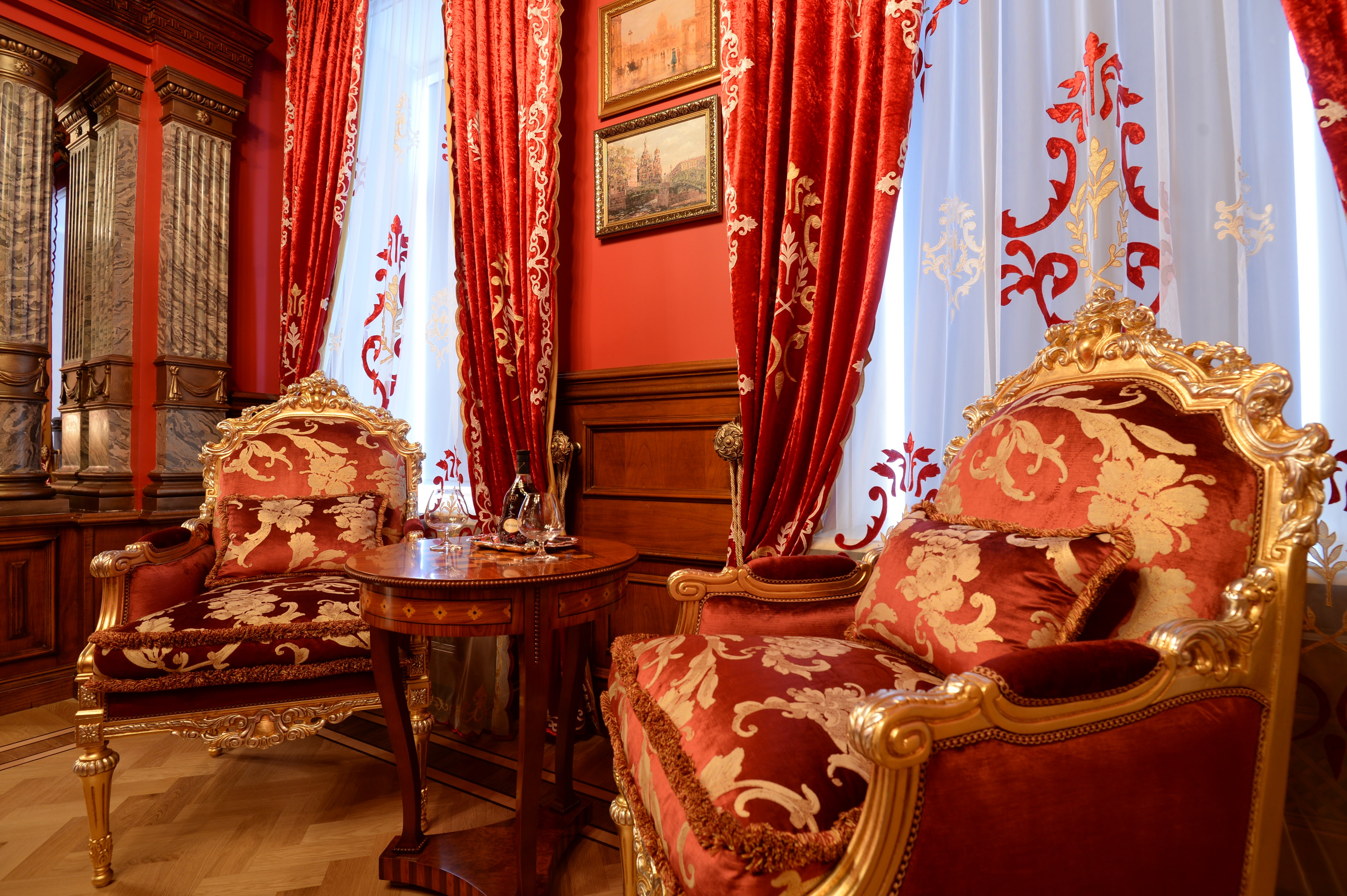 Palace boutique hotel. Ресторан Трезини.