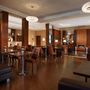 Гостиница Skypoint Luxe Hotel (Шератон Москва Шереметьево Аэропорт), The Lobby Bar, фото 9