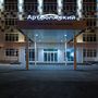 Арт-Волжский отель, ночной фасад, фото 3