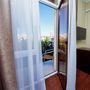 Гостиница Фаворит, Двухместный стандартный номер с 1 кроватью и балконом, фото 58