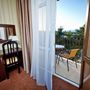 Гостиница Фаворит, Улучшенный двухместный номер с 1 кроватью и балконом, фото 73