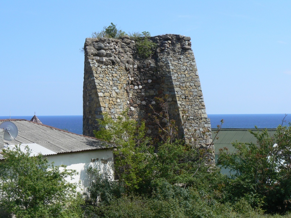 Алустон крепость