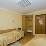 Аэропорт Отель Краснодар, Двухместный номер эконом-класса с 2 кроватями и общей ванной комнатой, фото 16
