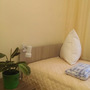 Хостел Эмоджи, Двухместный совместный номер с 2 кроватями и общей ванной комнатой, фото 14