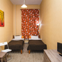 Хостел At Sunny's Hostel, Двухместный номер с двумя отдельными кроватями, фото 11