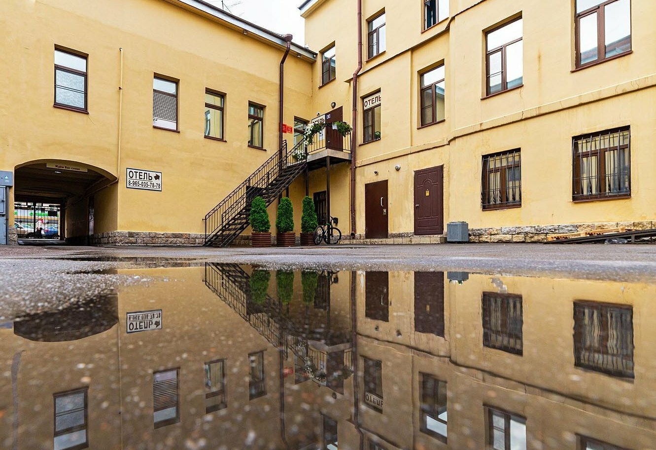 Форрест лиговский. Гранд отель Лиговский 48 Санкт-Петербург. SV Grand Hotel Лиговский просп 48а Санкт-Петербург. Лиговский проспект 48. Лиговский проспект 48 гостиница.