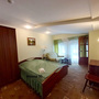 Мини-отель Домик в Самаре, Двухместный номер "Улучшенный" с двуспальной кроватью, фото 26