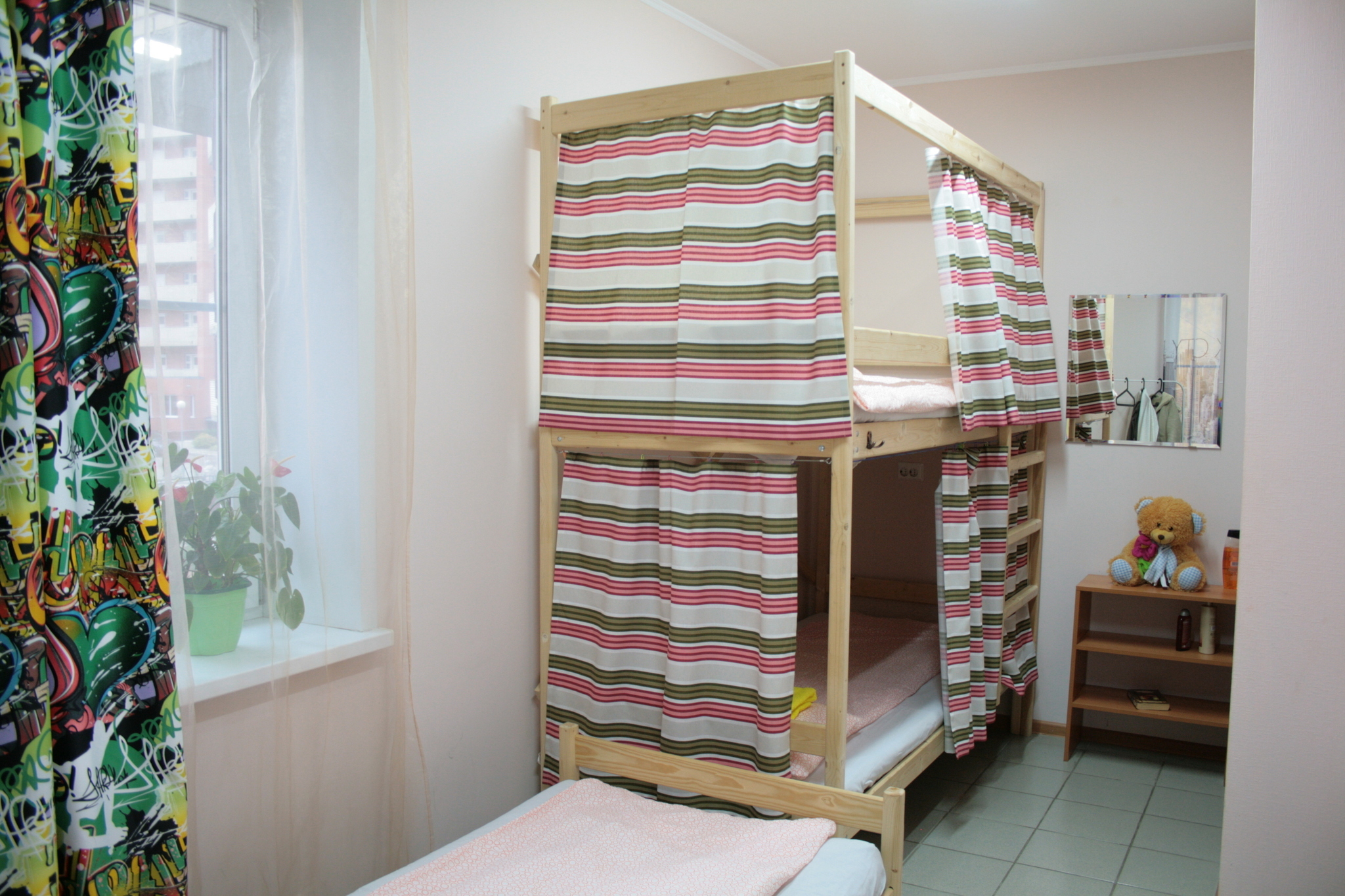Комната в общежитии тольятти. Хостел Тольятти. Общежитие Тольятти.